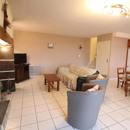 Сasa de vacaciones Fontanges, 3 Pieces, 5 Personnes - Fr-1-742-301 Fontanges
