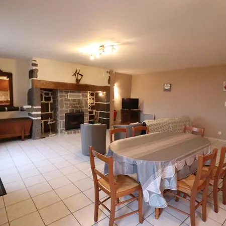 Fontanges, 3 Pieces, 5 Personnes - Fr-1-742-301 Сasa de vacaciones *